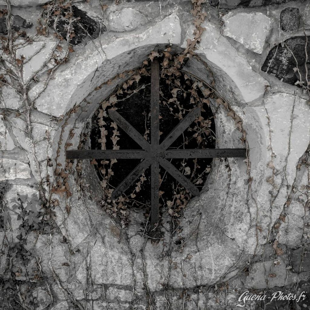 Détail de la Chapelle Notre-Dame-des-Anges de Rochemaure, en Ardèche