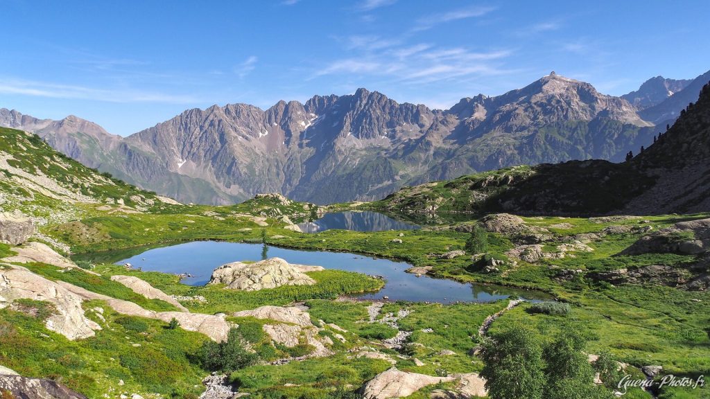 Lacs de Pétarel, au cœur du Parc National des Écrins (Valgaudemar 05800)