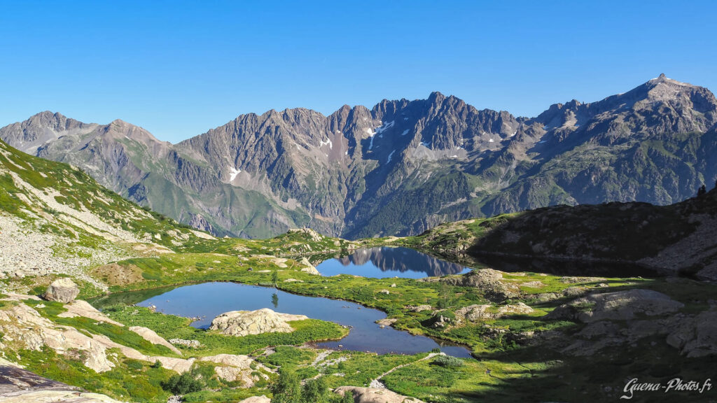 Lacs de Pétarel, au cœur du Parc National des Écrins (Valgaudemar 05800)